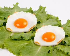 2x Realistic Fried Egg Artificial Fake Food Birthday Prank Toy Novelty Gift Joke - Picture 1 of 3