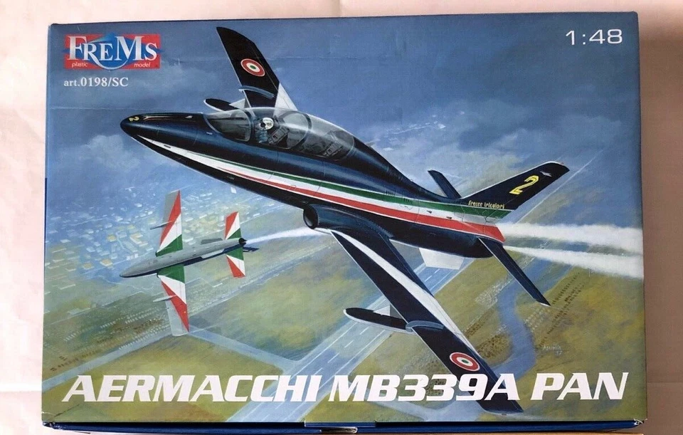FREMS 1/48 AERMACCHI MB339A PAN FRECCE TRICOLORI - Immagine 1 di 1