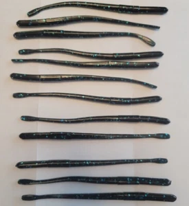 Señuelos de gusano de tiro de cola plana de 6" negro/azul plástico suave hecho en casa/hecho a mano 12 quilates - Imagen 1 de 3
