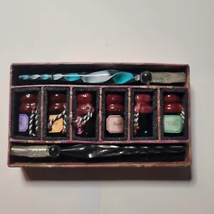 The Writing Collection Palette For Pens - Picture 1 of 3