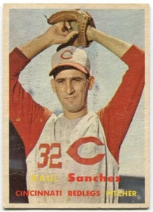 1957 Topps #393 Raul Sanchez Cincinnati Reds - Rookie Card - Picture 1 of 2