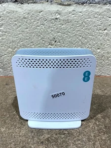 Cisco EE 74-12584-01 Residential Signal Box White & Grey Portable Ethernet Port - Picture 1 of 9