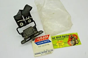 NOS YAMAHA SNOWMOBILE 810-24760-00-00 SEAT LEVER ASSEMBLY SL292 SL338 OEM - Picture 1 of 2
