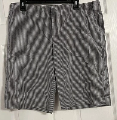 mossimo Stretch Women’s 14 Gray & White Striped Bermuda Shorts Faux Back Pockets - Image 1 of 4
