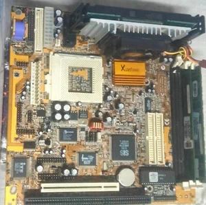Slot 1 Sockel 370 AT Mainboard VGA AUDIO PCChips XCEL 2000 PCI ISA ATX/AT PSU - Bild 1 von 4