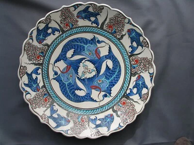 Kutahya Decorative Art Pottery charger platter plaque fish design Turkey 37.5 cm - Image 1 of 4