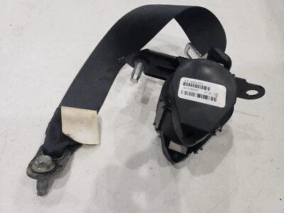 Cinturón de seguridad trasero Nissan Altima 2016-2018 Foto 1 de 4