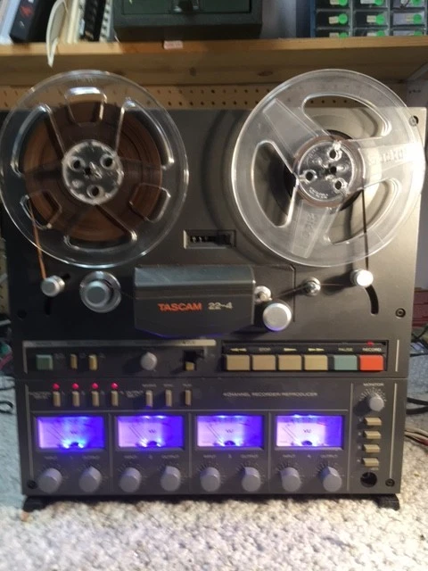アナログ、ビートルズサウンドTEAC 22-4 オープンリール 4チャンネル アナログ、ビートルズサウンドTEAC 22-4 オープンリール 4