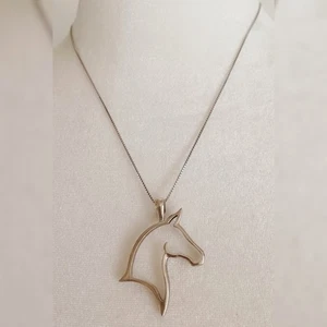 Vintage Silver Horse Outline Profile Pendant Necklace On Sterling Silver Chain - Picture 1 of 3