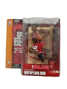 NBA series 6 Scottie Pippen bulls action figure from final game McFarlane - NEW - Picture 1 of 3
