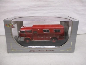 Signature Models Mack C Heavy Rescue - Picture 1 of 3