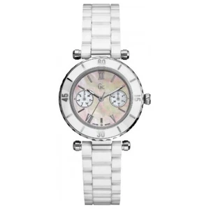 Guess Collection women's diver CHIC WHITE pearl CERAMIC SWISS WATCH I35003L1S - Picture 1 of 5