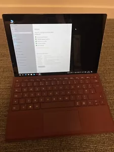 surface pro 5 - Picture 1 of 3