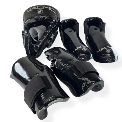 Juego de equipo de combate de artes marciales Macho arnés grande guantes espinilla almohadillas para pies Foto 1 de 4