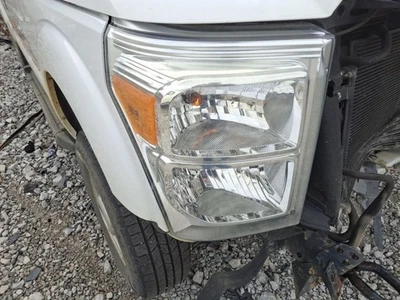 Compuesto de faros de pasajero para camioneta Ford F250SD 11-16 3737555 Foto 1 de 4