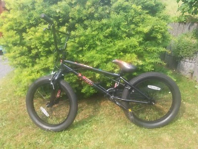 BMX Rad Mongoose "Legion L40" für Einsteiger 20'' Kinder Fahrrad 20 Zoll Funbike - Bild 1 von 4