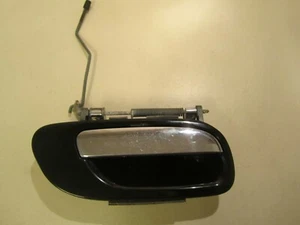 9159640 Manija de puerta delantera derecha negra + cromo Volvo V70 2.4D 2006.y - Imagen 1 de 3