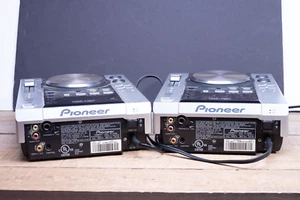 Pair Pioneer CDJ-200 DJ Turntable Player Controller Mix Loop CD MP3 Lot Of 2 - Picture 1 of 8