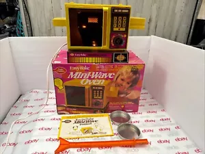 Kenner Betty Crocker Easy Bake Mini Forno Wave 1979 in scatola TESTATO.!!! - Foto 1 di 21