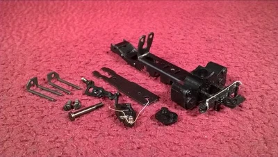 HO RIVAROSSI #98 0-4-0 TANK STEAM ENGINE - CHASSIS PARTS LOT - Image 1 of 4