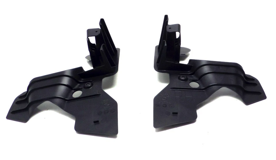 22944235 DEFLECTOR Juego de conductos de refrigeración de rotor de freno de rueda delantera Chevrolet Corvette Foto 1 de 4