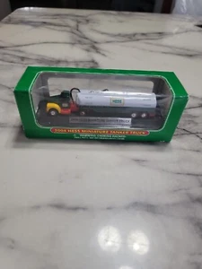 Hess Miniatur Mini 2004 Tankwagen NEU IM KARTON!  - Bild 1 von 5