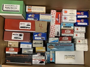 HO Scale..EMPTY BOXES..Assortment # 4....34 Pieces - Picture 1 of 3