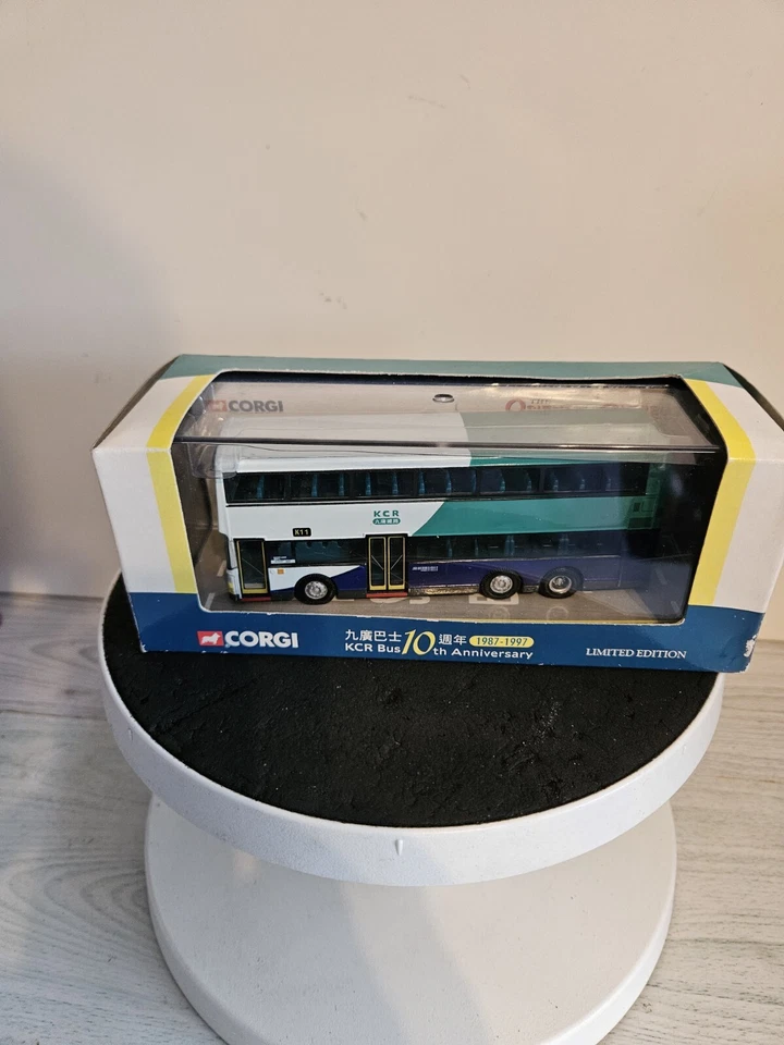 Limited edition Corgi Leyland Olympian KCR Bus  Route K11 1.76 SEALED IN CASE - Image 1 of 4