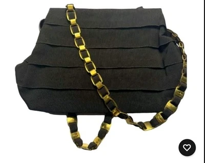Bolso de Hombro Ferragamo Vara Cinta Negro Lona Cadena Dorada Foto 1 de 4