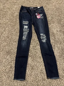 No Boundaries Size 9 Dark Wash Jeans Mid Rise Skinny New with Tags - Picture 1 of 6