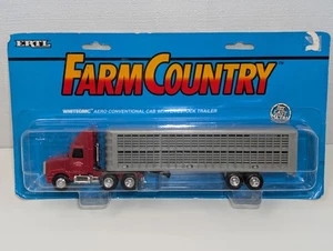 1992 Ertl Farm Country WhiteGMC Aero Conventional Cab & Livestock Trailer #4074 - Picture 1 of 4