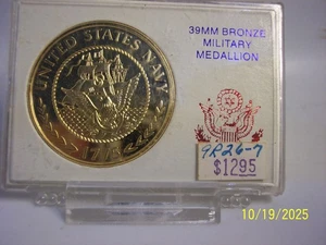 UNITED STATES NAVY 39MM BRONZE MILITARY MEDALLION - Bild 1 von 2