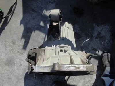 K2N33K11229A CAJA CAMBIOS / 406610 PARA KIA SEPHIA LL BASICO Foto 1 de 4