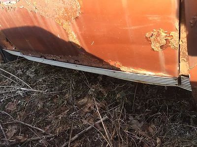 77-78 JUEGO MOLDURAS DATSUN 280Z 2+2 4 PLAZAS OPCIÓN CONCESIONARIO INFERIOR NISSAN Foto 1 de 4