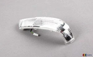 NEW GENUINE VW TOUAREG 03-07 N/S LEFT MIRROR TURN SIGNAL INDICATOR 7L6949101B - Picture 1 of 4