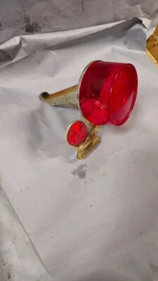 YAMAHA XS650 XS 650 XS1 LUZ TRASERA SOPORTE REFLECTORES DT RT CT AT Foto 1 de 4