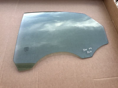 2004 年沃尔沃 S40 后门窗可移动玻璃左侧-透明原始设备制造商 — 第 1/3 张图片