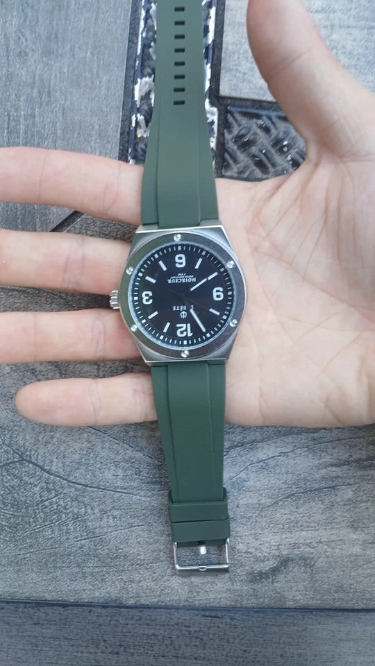 Raro Reloj Watchit Hombre Tonneau Barrel Batería Nueva y Correa Foto 1 de 2