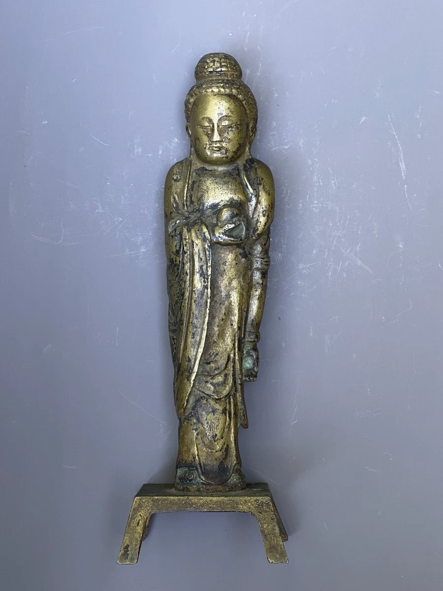 古董，中國古佛像，古銅製，光背裹に銘文が有リます，重約1100克 古董