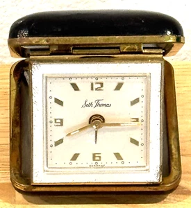 VINTAGE SETH THOMAS WIND UP TRAVEL ALARM CLOCK GERMANY IN CASE - TESTED & WORKS - Picture 1 of 10