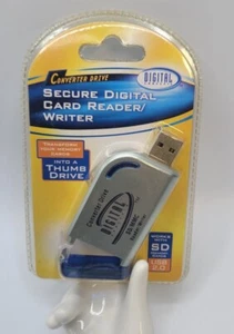 Digital Concepts Digital Camera Secure Digital Card Reader/Writer USB 2.0 - Picture 1 of 4