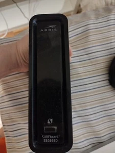 ARRIS Surfboard SBG6580 Cable Modem & WiFi Router Combo - Picture 1 of 4