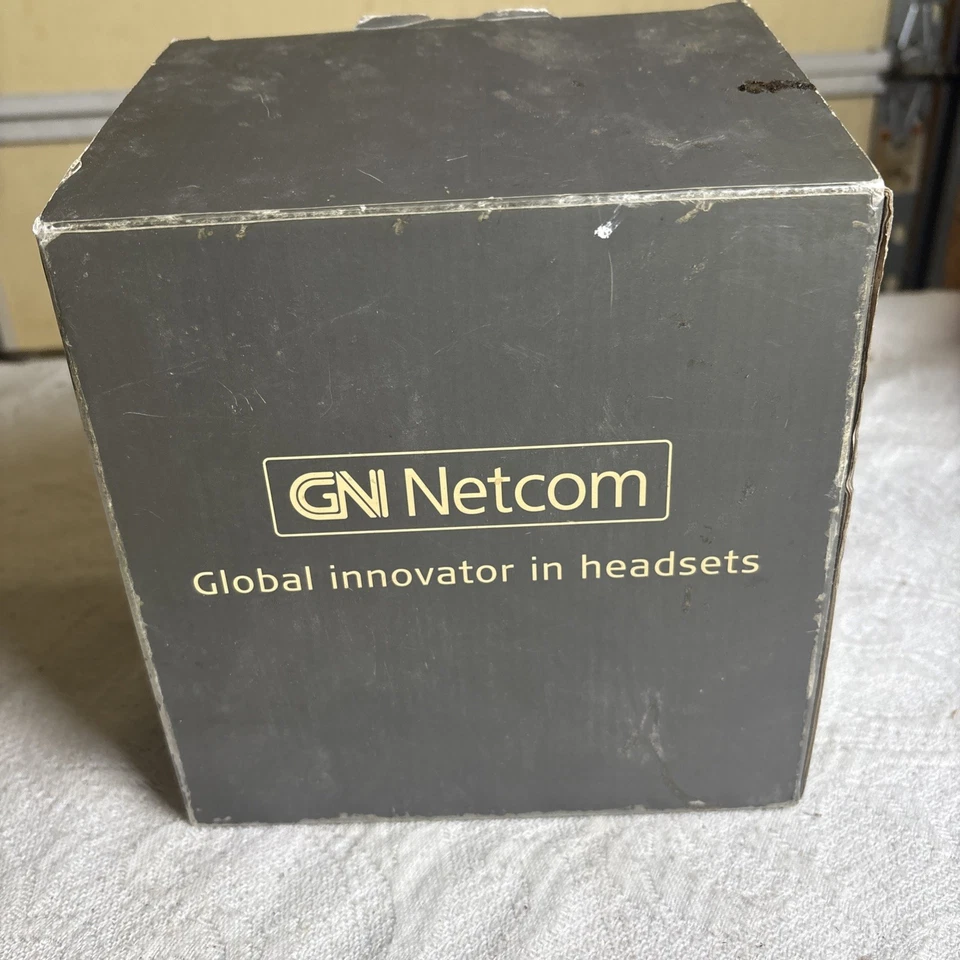 GN 9350 Headset & Charging Station GN-Netcom 2.4GHz Wireless Midi Boom Mic - Image 1 of 4