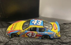 1:64 2007 ACTION RCCA ELITE #43 CHEERIOS RICHARD PETTY MOTOSPORTS BOBBY LABONTE - Bild 1 von 8