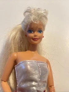 1993 Mattel barbie doll-Bendable Knees & Arms #BD-318 READ DESCRIPTION - Picture 1 of 6