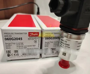 One Danfoss AKS33 060G2045 transmisor de presión nuevo - Imagen 1 de 1