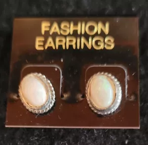 Oval simulated opal stud earrings - Picture 1 of 2