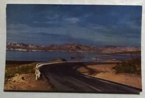 Highway And Lake Mead Nevada Postcard (J1) - Picture 1 of 2