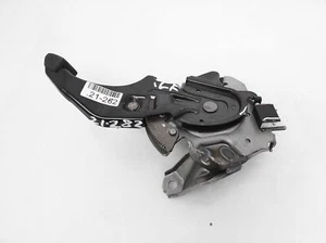 2014-2019 Toyota Highlander Parking Pedal 46200-0E050 - Picture 1 of 10