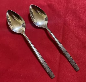2 Pieces Oneida Community VIA ROMA Pattern Stainless Teaspoons 6 1/4" - Picture 1 of 5
